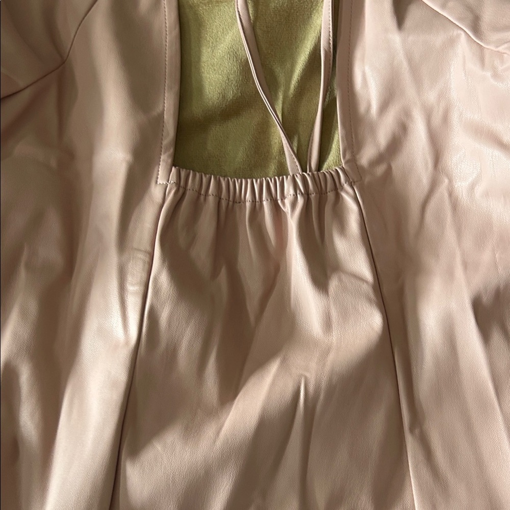 JCrew Vegan Leather Blush Women's Top size 2 - Picture 8 of 8